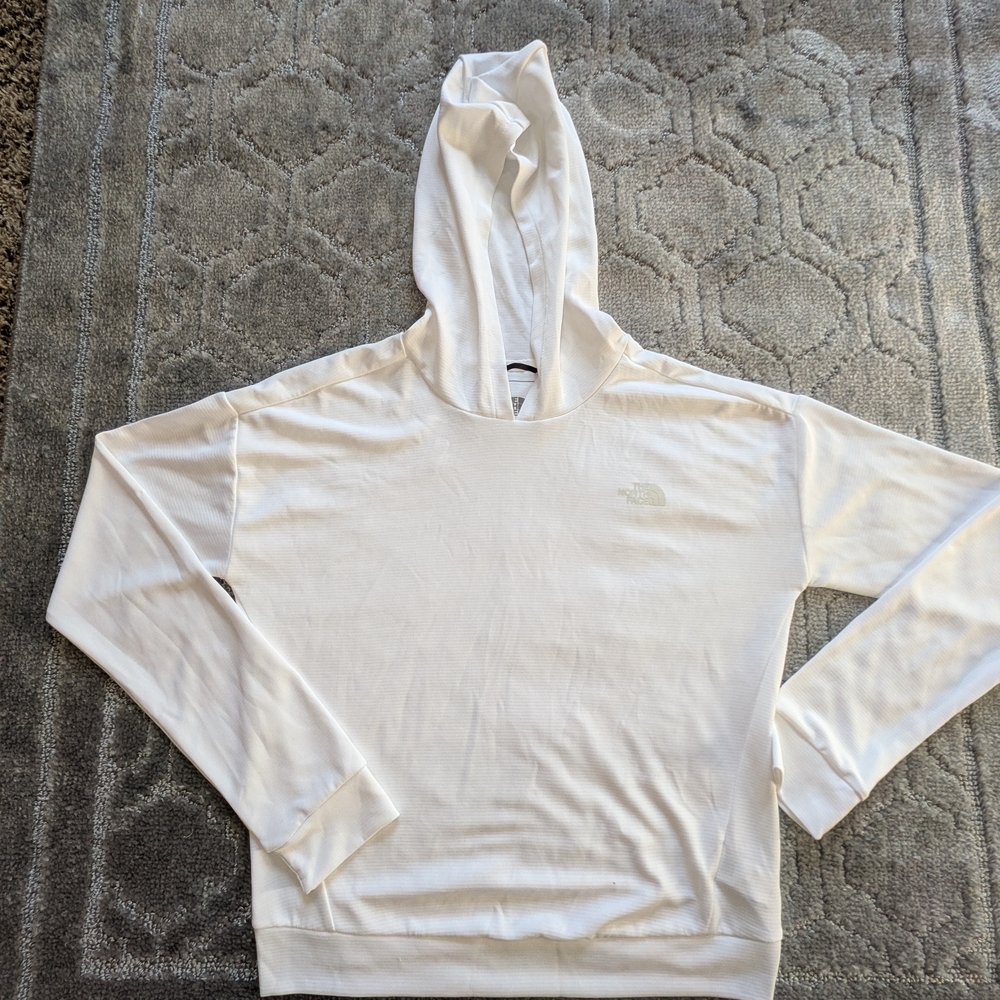 The North Face Women's White Long Sleeve Tee
